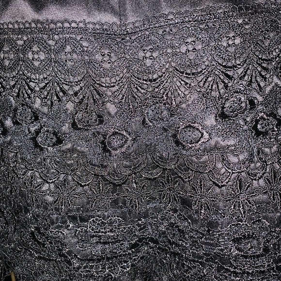 Pauln RC Black Boho Lace Shorts - Picture 5 of 7